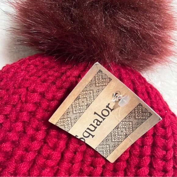 NWT Red Knit Beanie with Pom Pom Cozy Winter Hat Knit Hat Knit Toque Warm - Picture 2 of 3